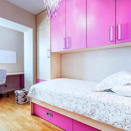 3 Bedroom In * 斯普利特