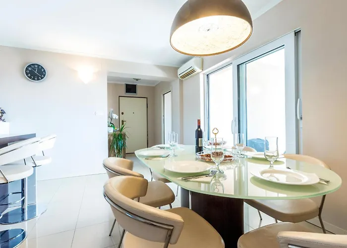 3 Bedroom In Split