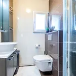 Apartamento 3 Bedroom In *